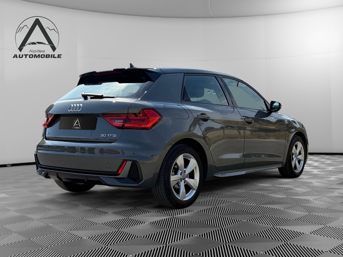 Audi A1 S LINE 30 TFSI 110 S TRONIC 7 / CARPLAY / TOIT NOIR