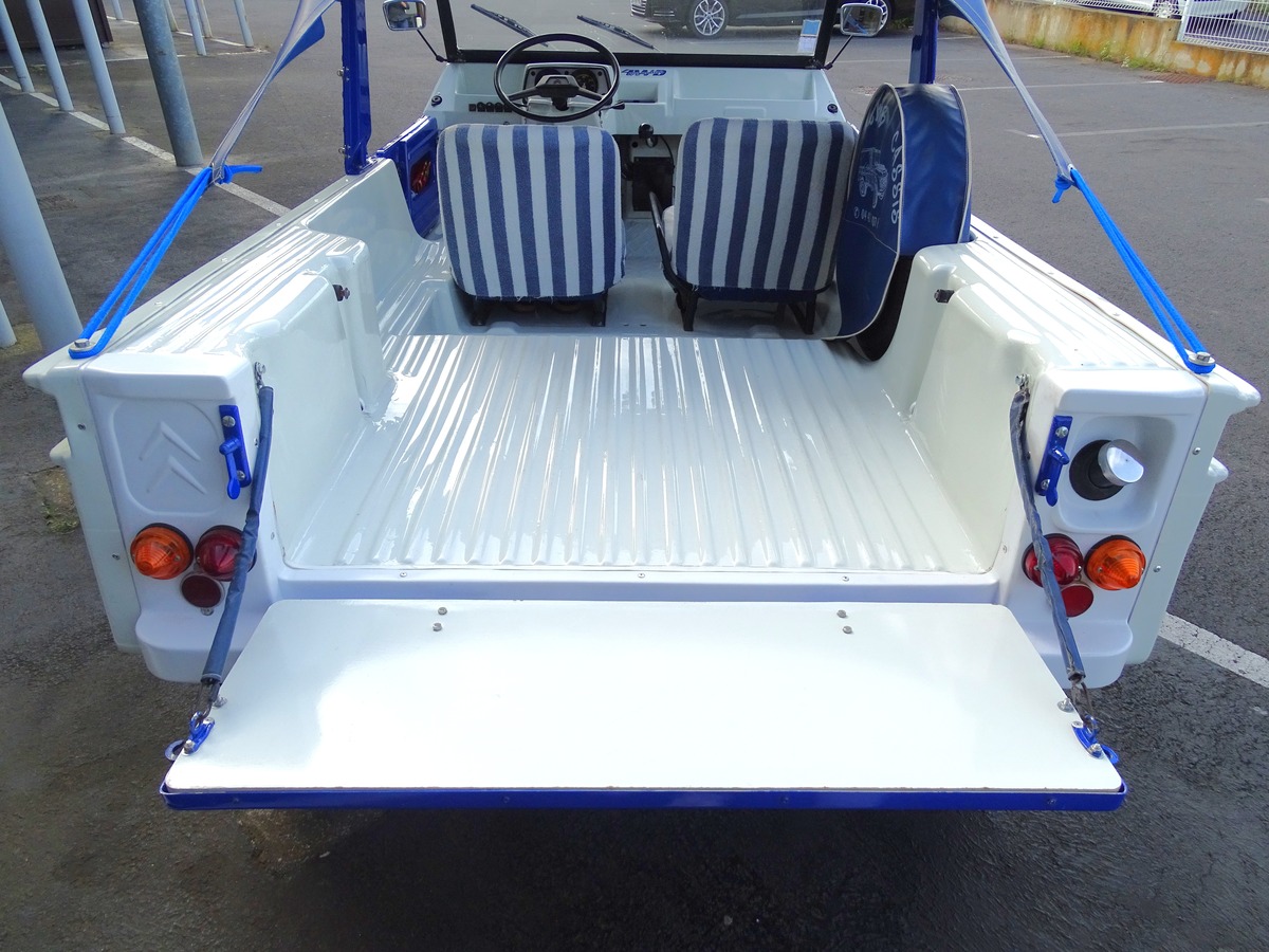 Citroën Méhari 4x2 1973 / Banquette arrière / 4 places / Baches complètes / Toit Bikini