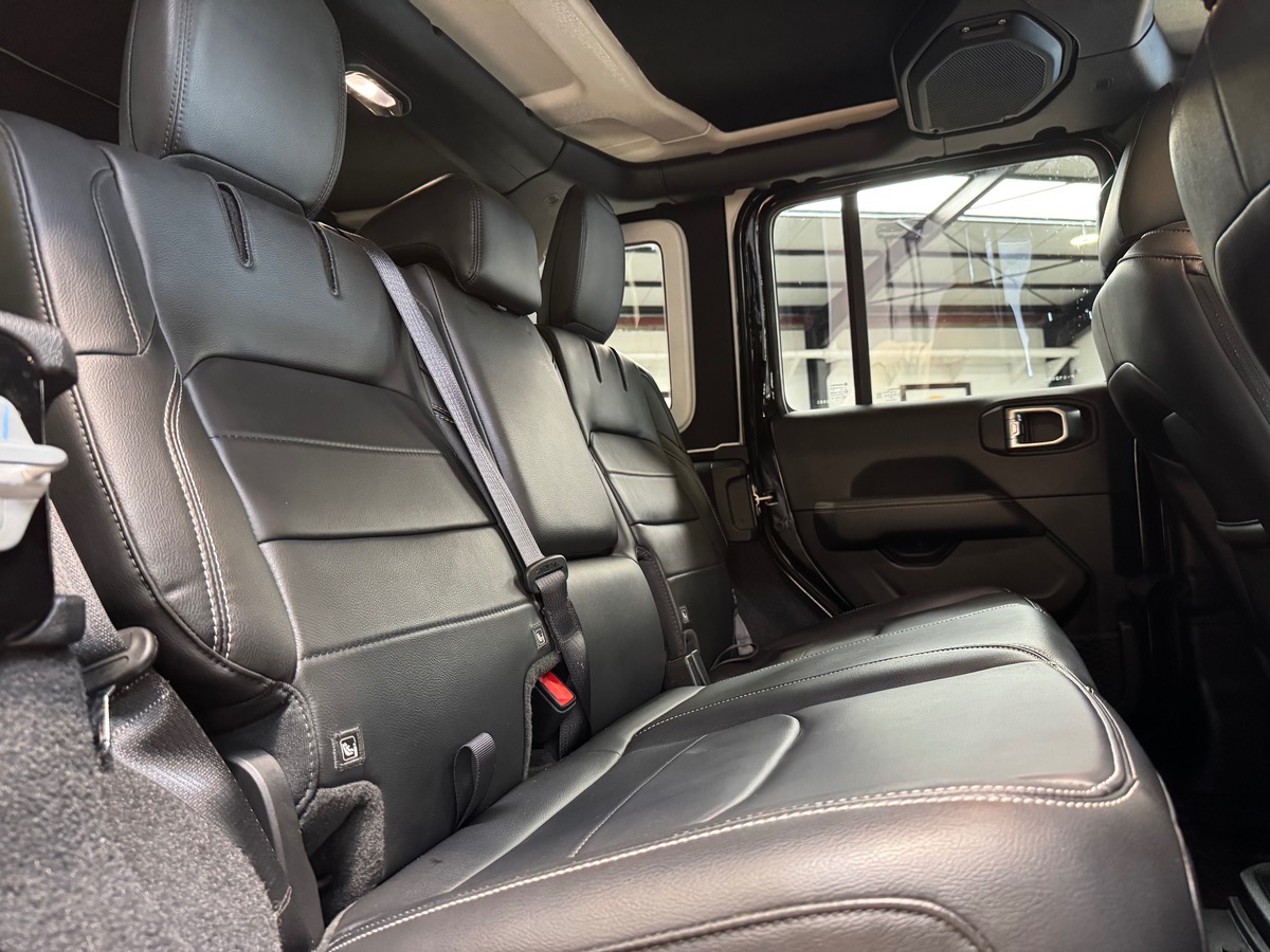 Jeep Wrangler 4XE 380CV UNLIMITED 4X4 OVERLAND JANTES RIDGE RUGGED 17°/CAM/ALPINE C