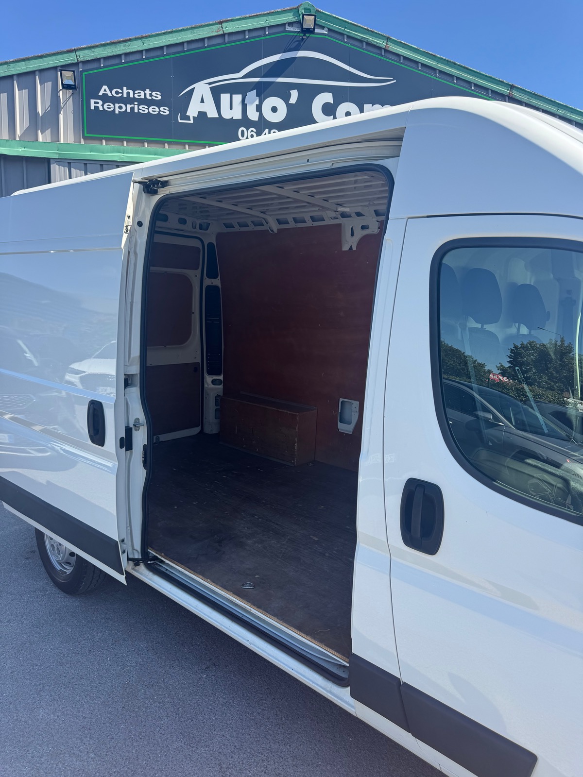 Peugeot Boxer L2H2 2.2 BHDI 120CH PREMIUM PACK