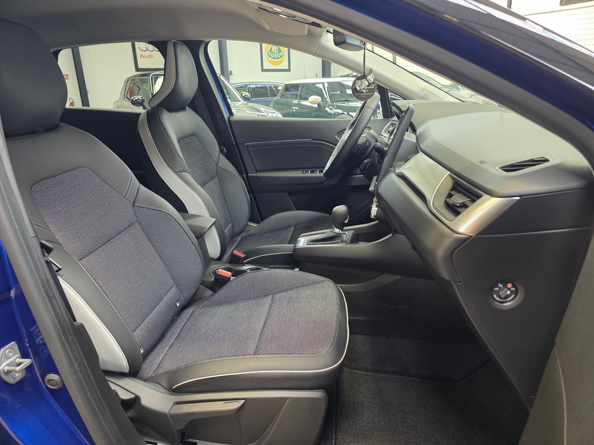 RENAULT Captur II 1.3 MILD HYBRID 140 EVOLUTION EDC // 5500KMS / CAMERA A