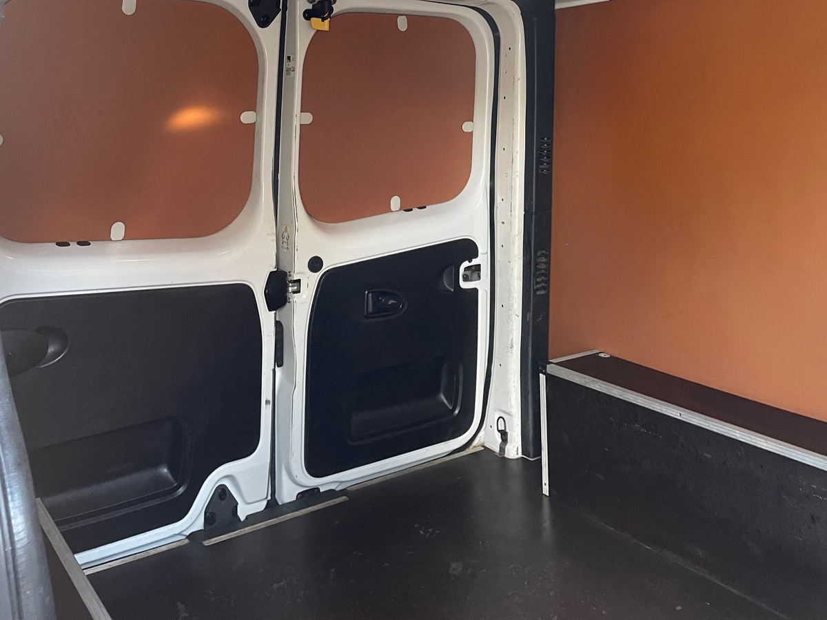 RENAULT Trafic 2.0 dci L1H1 120cv