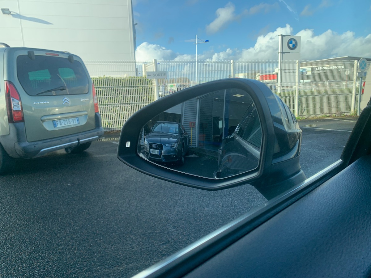 Audi A5 Sportback 190 ch | 2.0 40 | Business line | Régulateur vitesse | Radars avant arriére | GPS