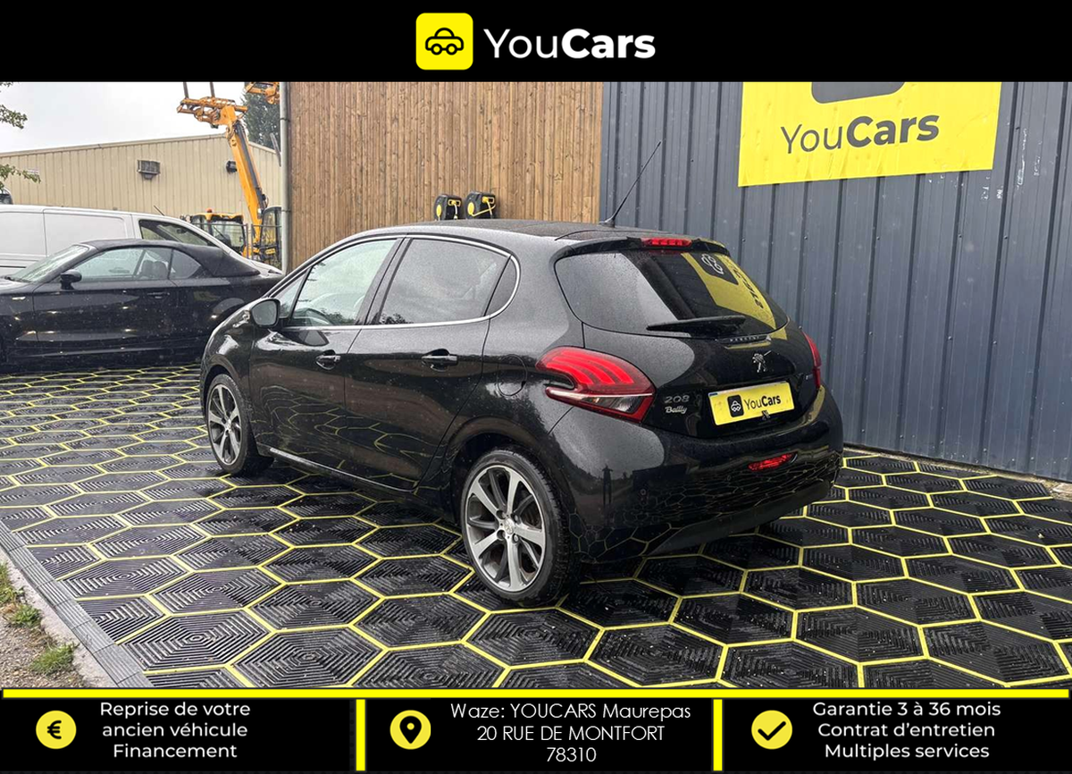 Peugeot 208 Phase 2 FELINE 5 Portes 1.2 THP EAT6 110 cv Boîte auto TOIT PANORAMIQUE CAMERA DE RECUL
