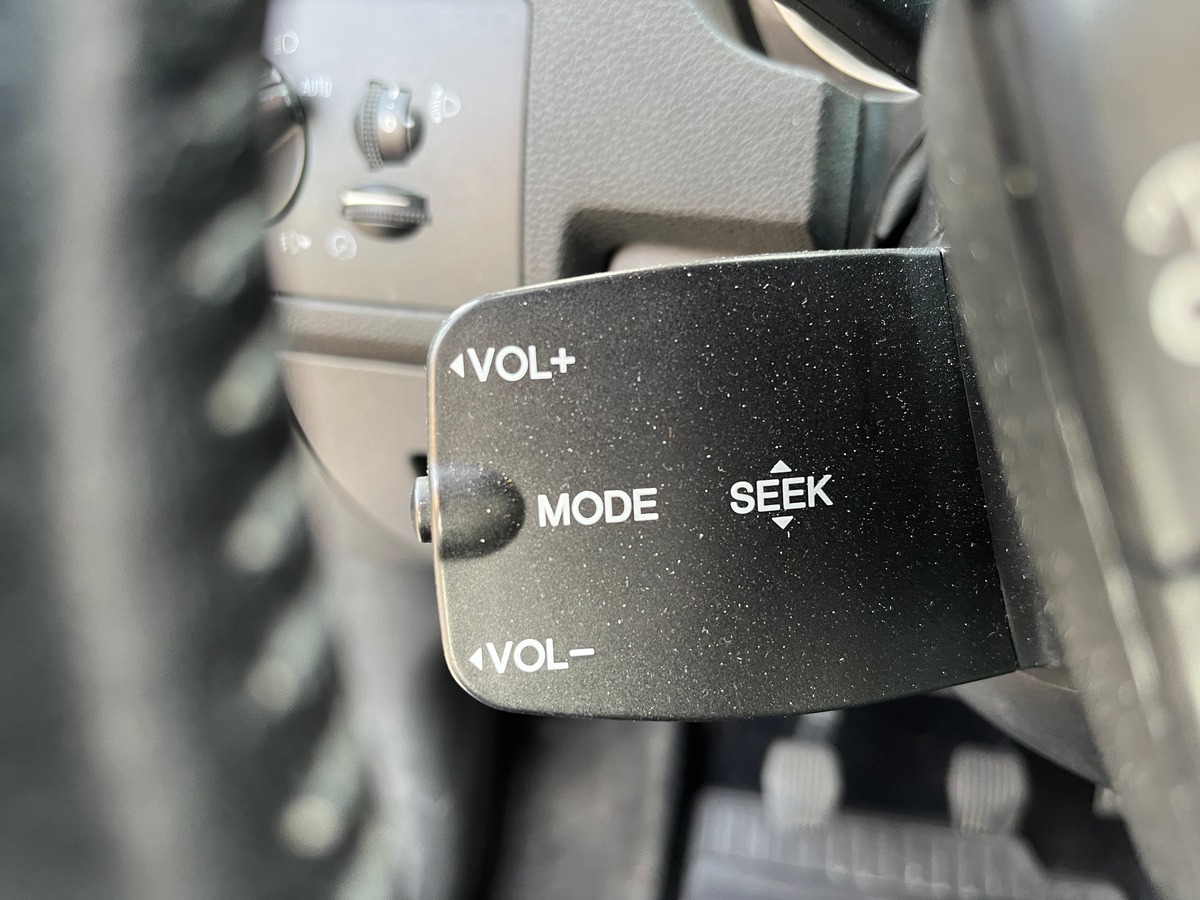 Ford Focus C-max 2.0 140ch, SIEGES CHAUFFANT, CLIM AUTO, REGULATEUR, FEUX AUTOMATIQUE