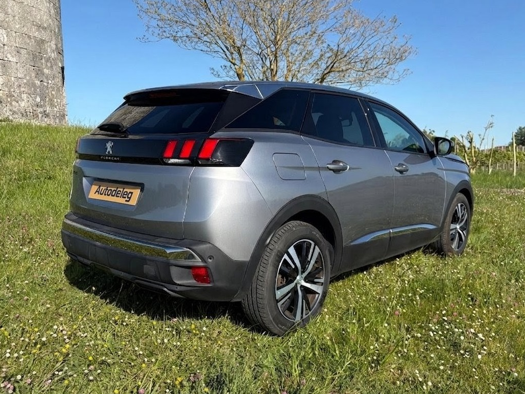 Peugeot 3008 1.5 bhdi - 130CV - ALLURE