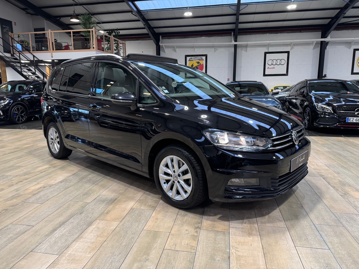 Volkswagen Touran 2.0 TDI 150CV DSG6 BLUEMOTION TOIT PANO/ATTELAGE ÉLECTRIQUE/ 5PL F