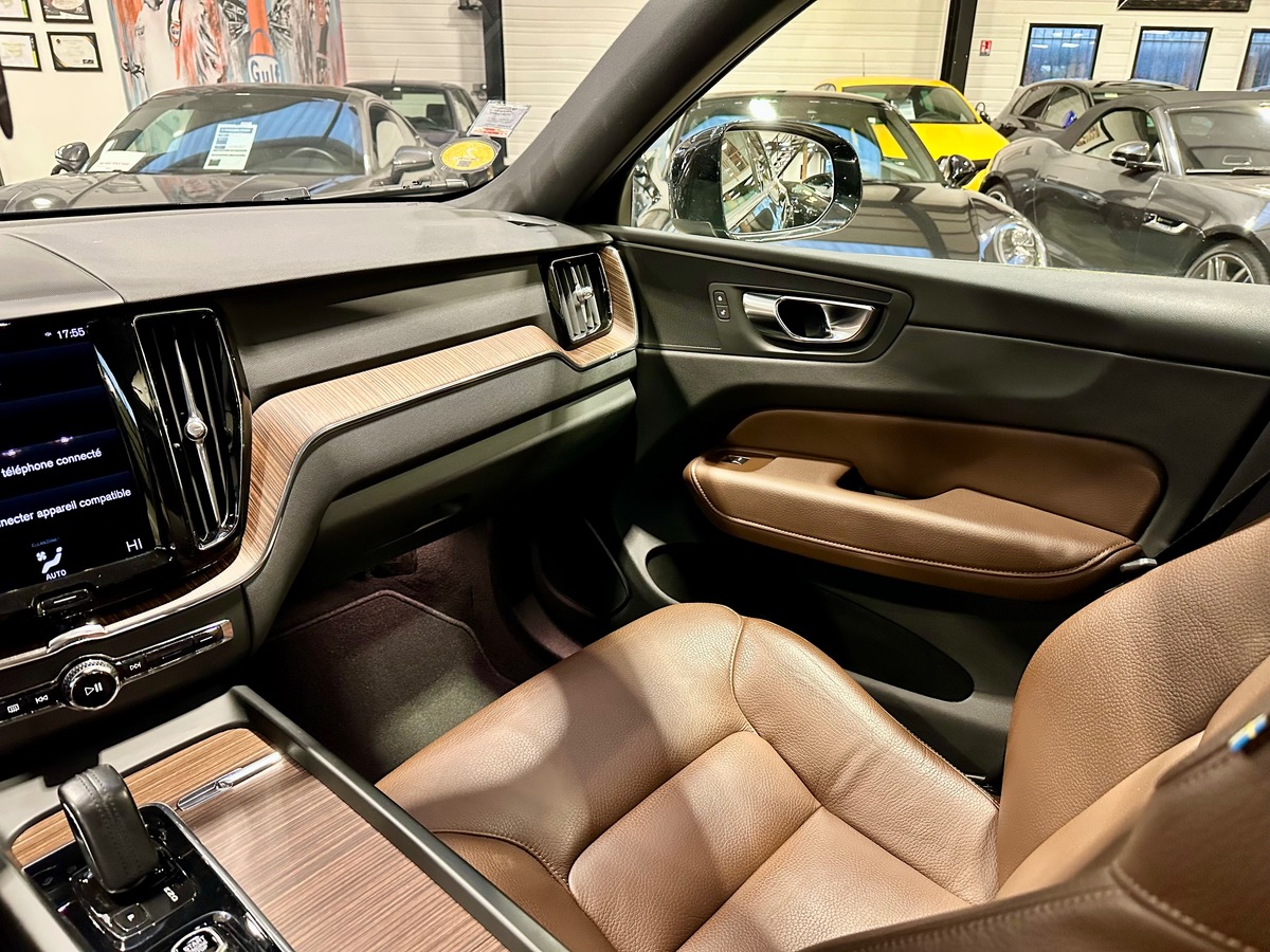 Volvo XC60 II B4 AWD 197 D Business Executive Geartronic 8 AWD 1ère Main b