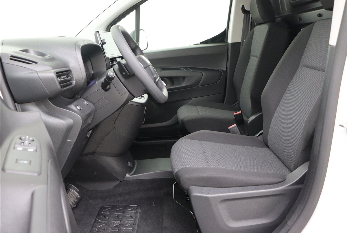Fiat Doblo New Van LWB Club 1.5 BlueHDI 130 hp AT8