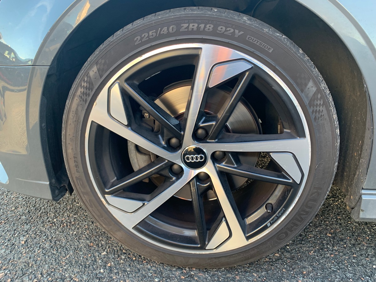 Audi A3 Berline 150 ch | Pack S-Line extérieur | Caméra recul | Clim automatique | Jantes Alu 18''