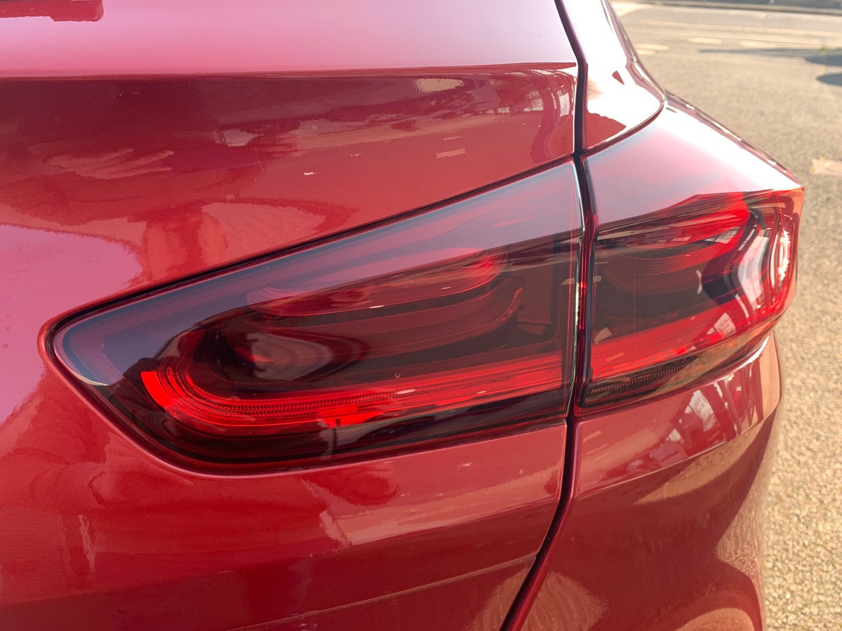 Kia XCeed 141 |Premium | Toit ouvrant | Siéges chauffants climatisés | Caméra recul | Apple car Play