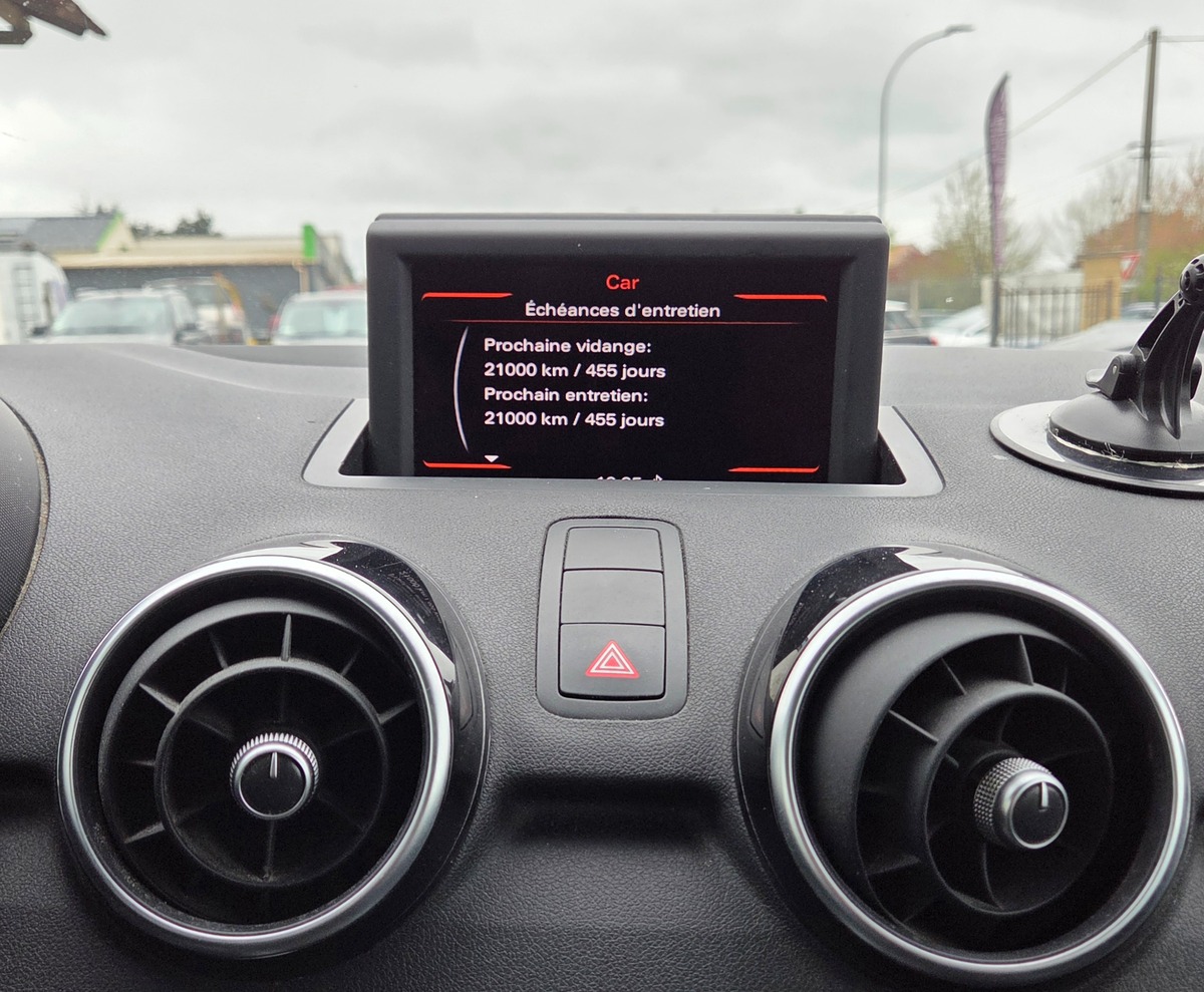 Audi A1 1.6  TDI 90 CV /BOITE AUTOMATIQUE