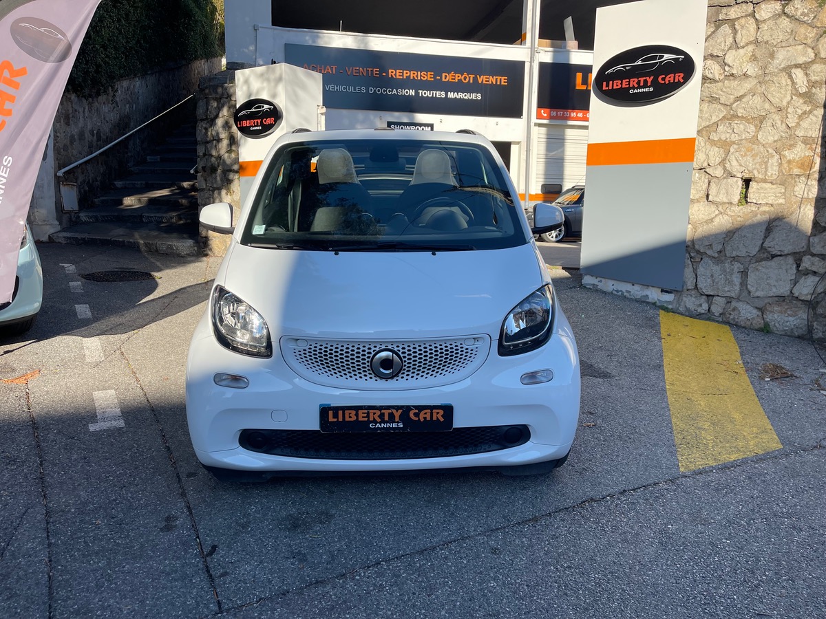 Smart FORTWO Cabriolet 90 CV / Caméra de recul / GPS / Jantes / KM Réel
