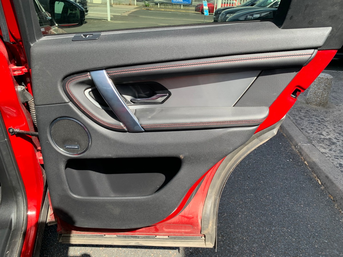 Land-Rover Discovery Sport L550 | P300e | PHEV | Toit panoramique | Caméra recul | Apple car play