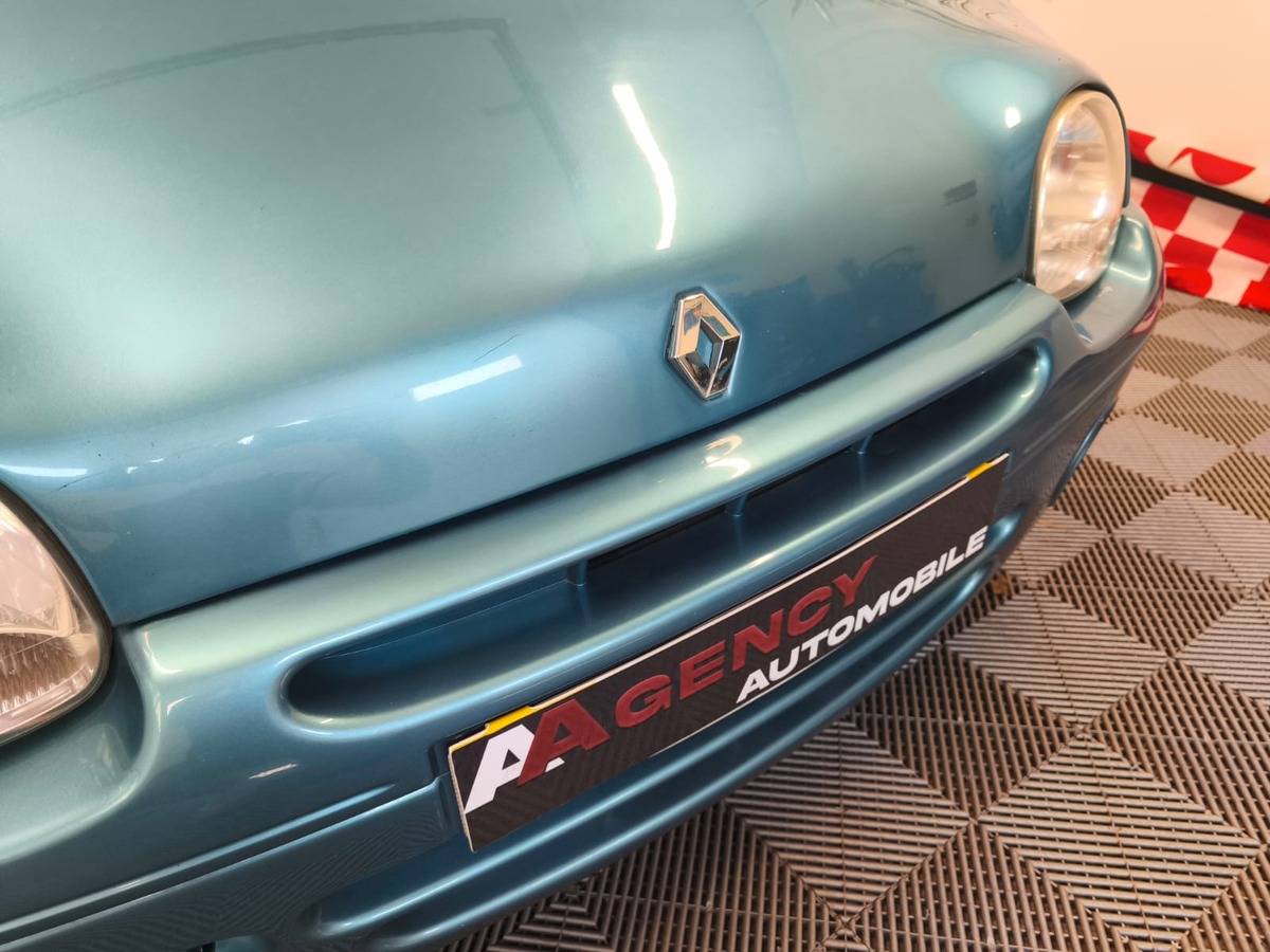 RENAULT Twingo Dynamique 1.2 16V 75ch distribution neuve - garantie 3 mois -