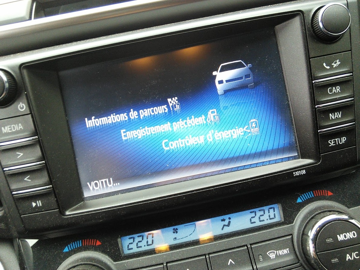 Toyota RAV4 2.5 VVTi 197 HYBRIDE DESIGN 2WD E-CVT 155 cv Boîte auto