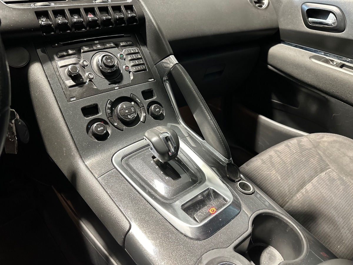 Peugeot 3008 2.0 hdi HYBRID