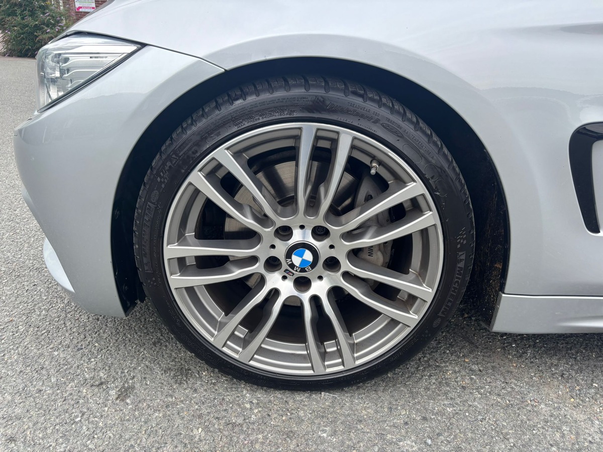 Bmw Série 4 Cabriolet (F33) 435I XDRIVE 306 M SPORT BVA8