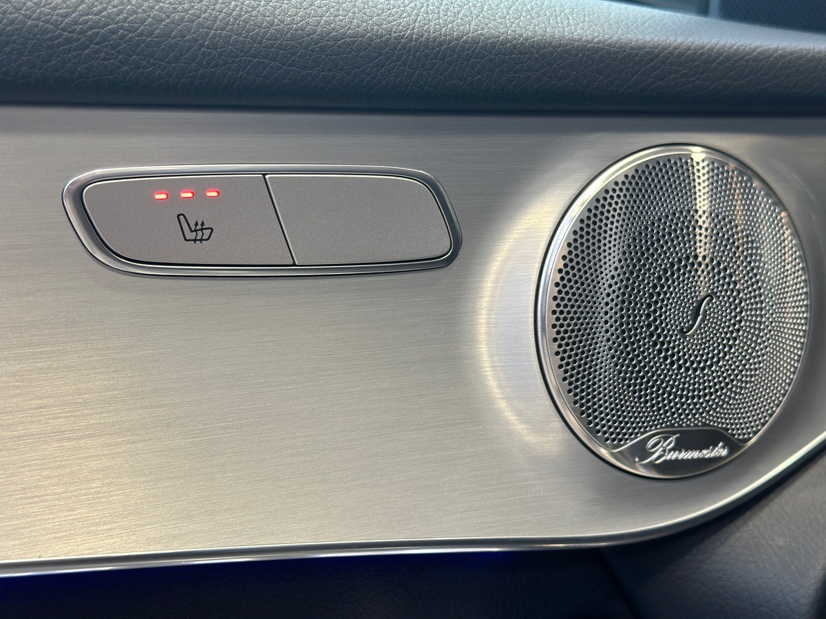 Mercedes-Benz Classe GLC 300 DE AMG LINE 4MATIC 194 + 122 / BURMESTER / ATTELAGE / TOIT PANO / 1ERE MAIN