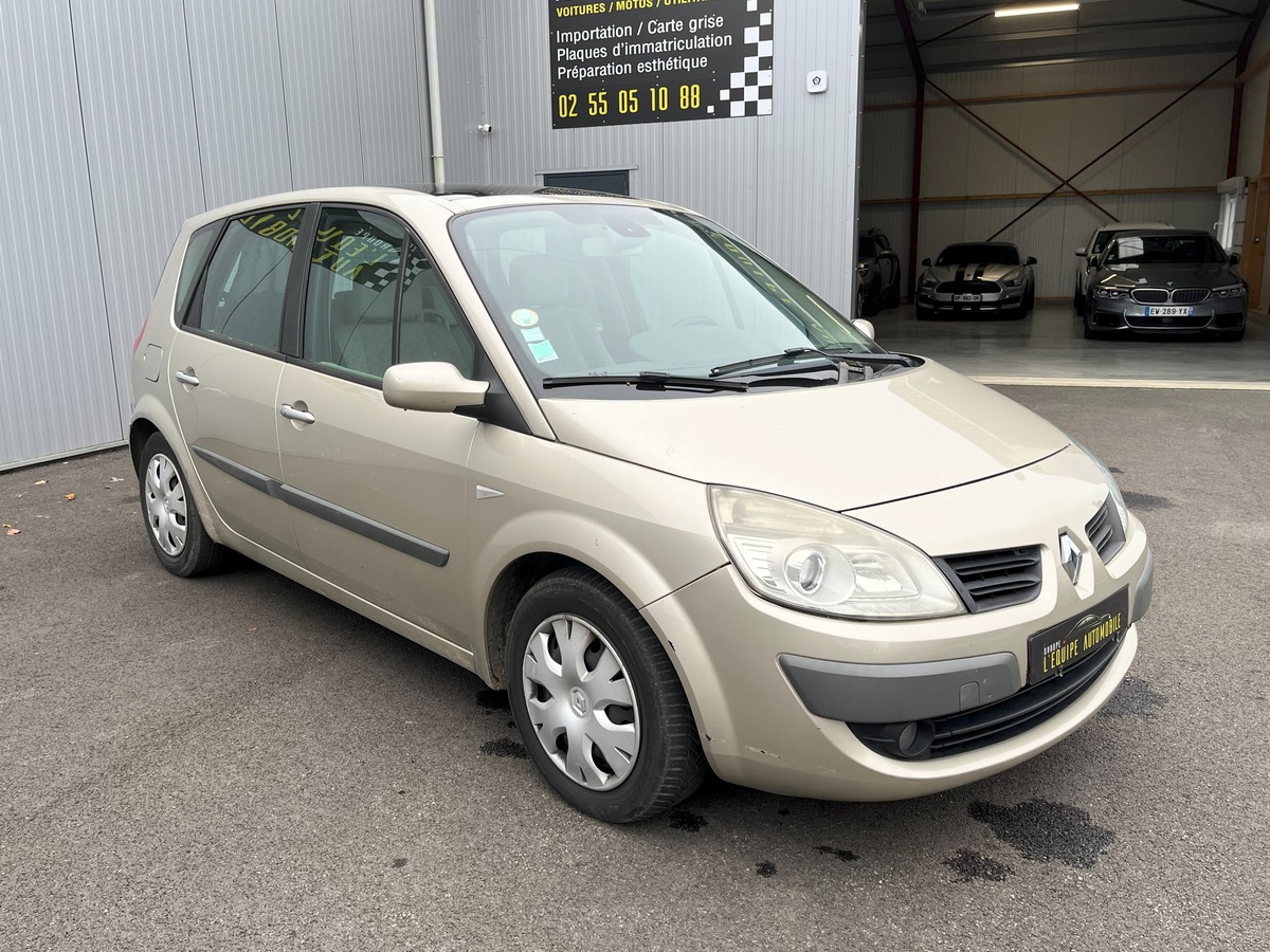 RENAULT Scenic II (2) 1.9 DCI 130 FAP EXPRESSION + attelage