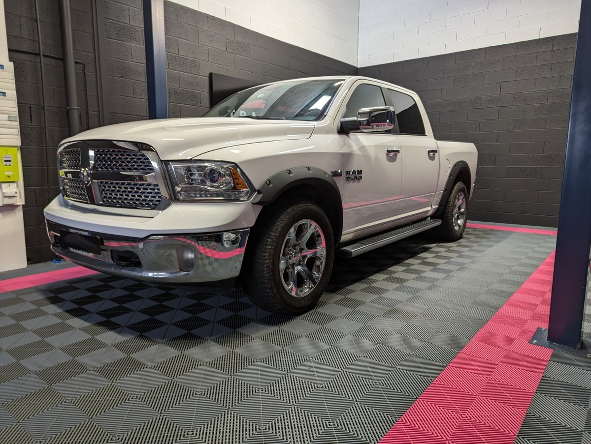 Dodge 1500 RAM Ram 1500 Laramie PAS DE MALUS