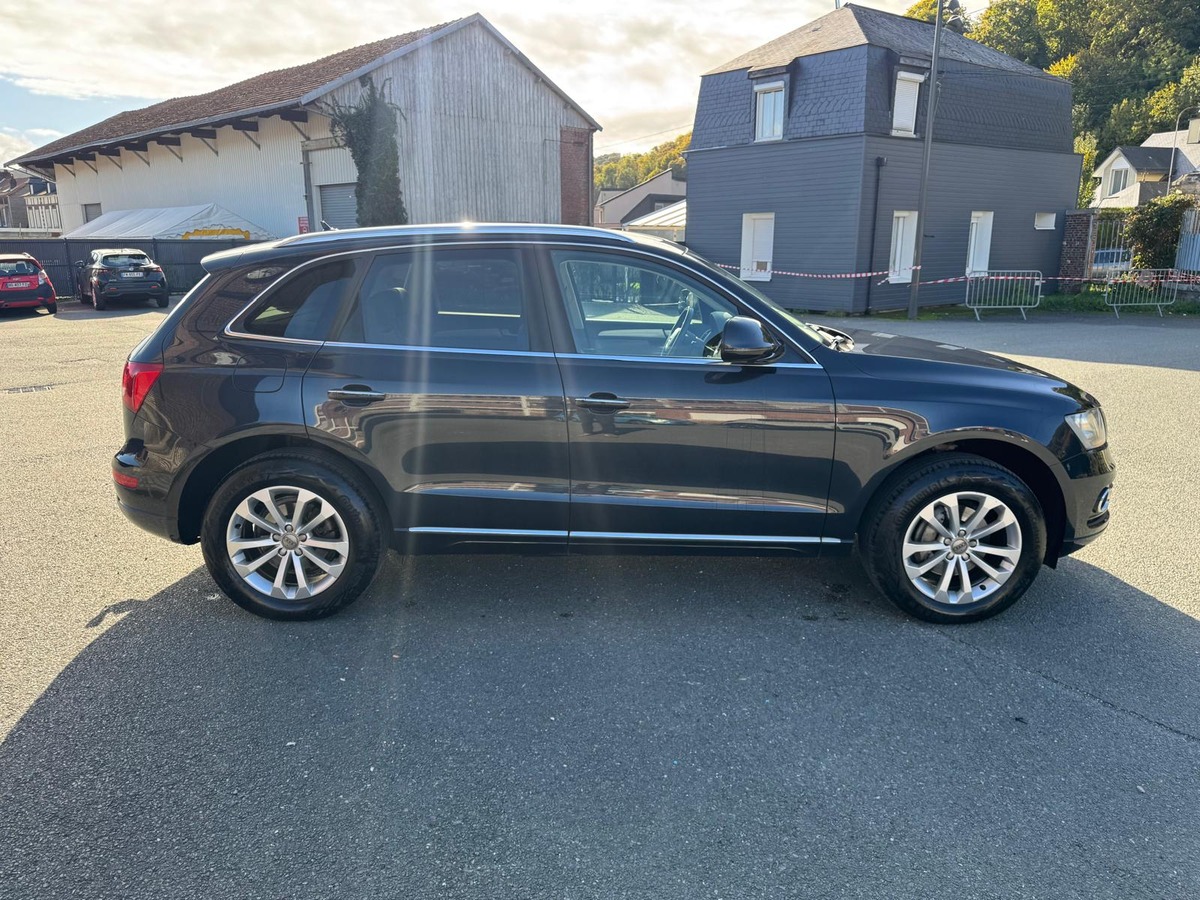 Audi Q5 2.0 TDI QUATTRO 190cv - Suivi complet - Attelage -Garantie