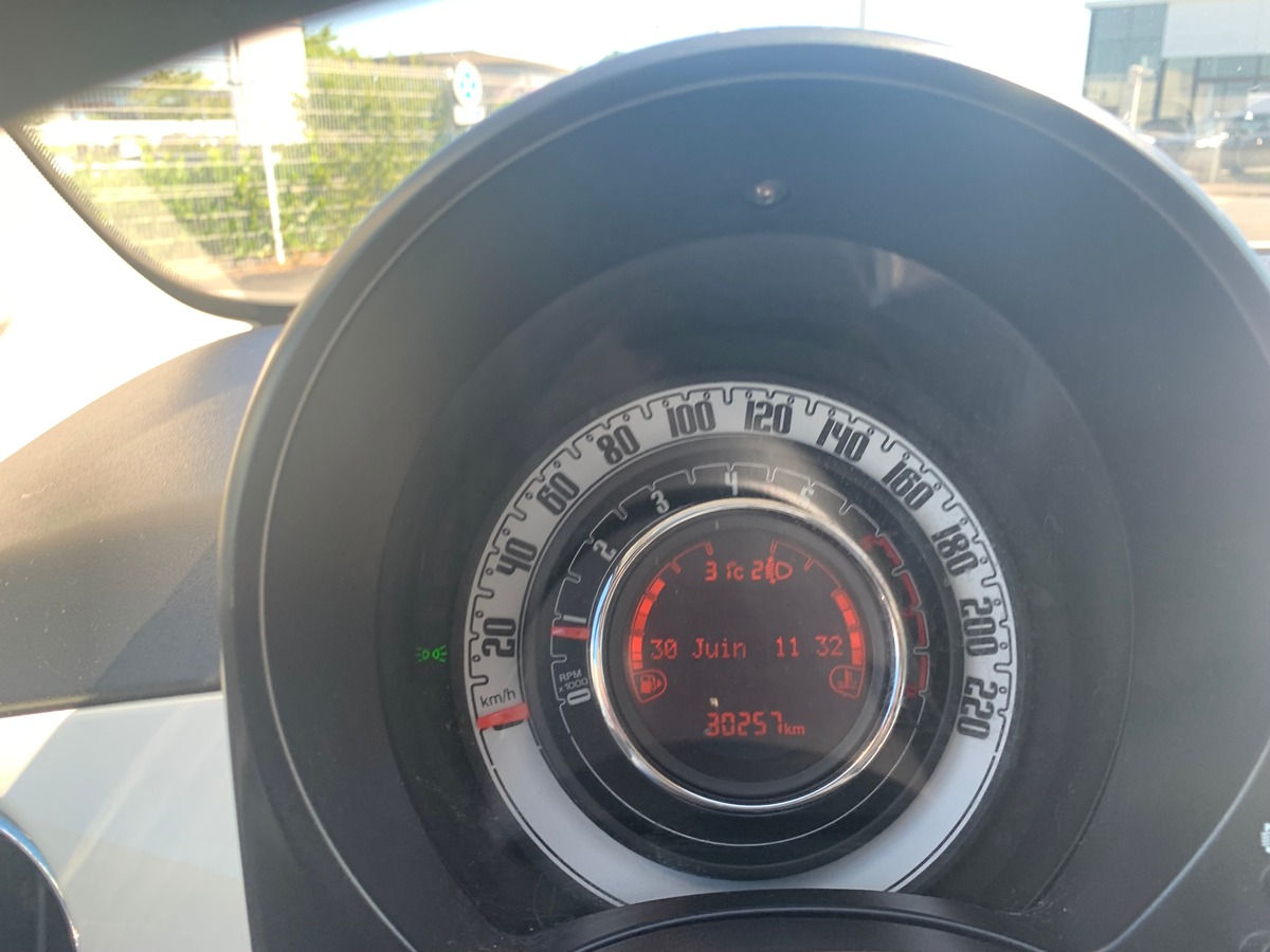 Fiat 500 LOUNGE | Kit mains libres Bluetooth | Régulateur de vitesse | CLIMATISATI0N