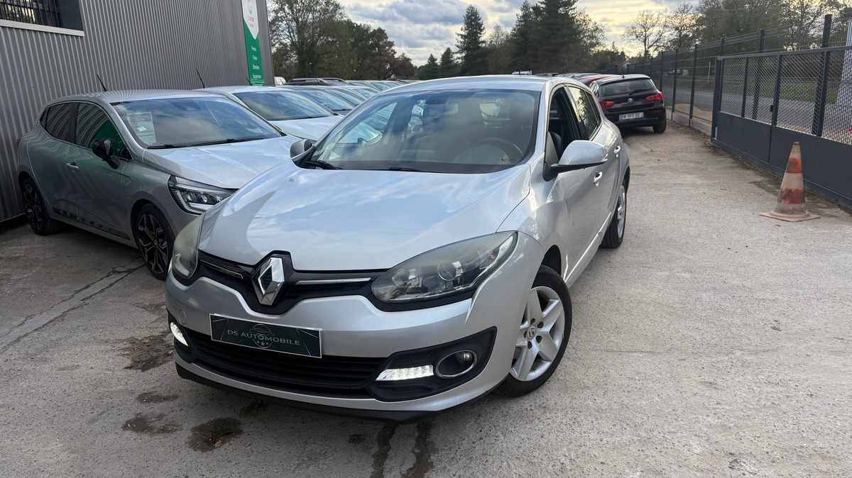 RENAULT Megane III 3 1.5 dci 110 Chx GPS CLIM AUTO REGULATEUR 167 900 Kms