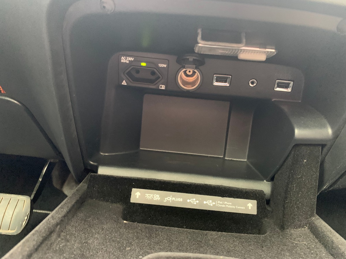 Citroën C4 Picasso 150 ch | Toit vitré panoramique | GPS | Régulateur de vitesse | Coffre électrique