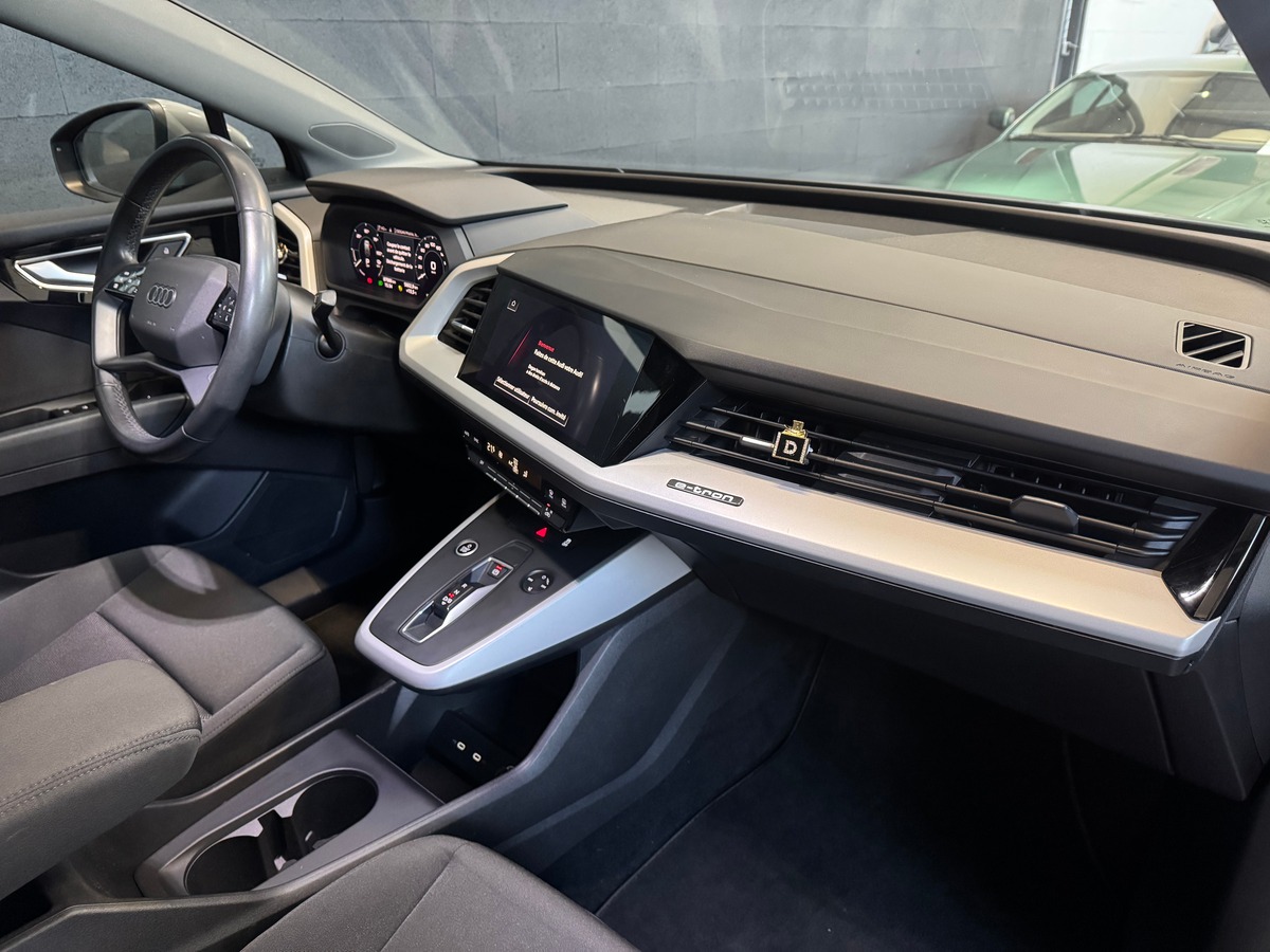 Audi Q4 35 E-TRON EXECUTIVE SUIVI FULL AUDI