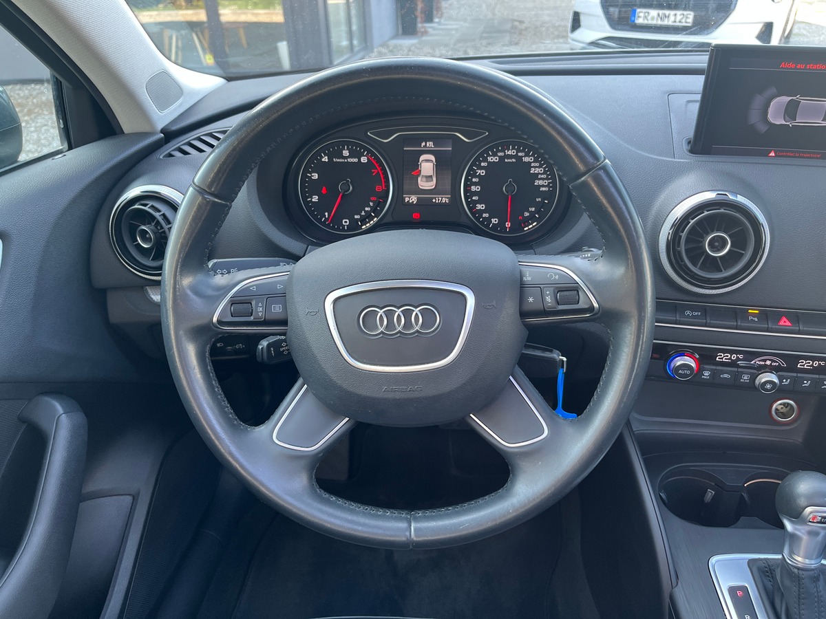 Audi A3 Berline 1.4 TFSI 150ch STRONIC 7 AMBITION LUXE, SUIVI COMPLET AUDI, TOIT OUVRANT, GPS, RADAR