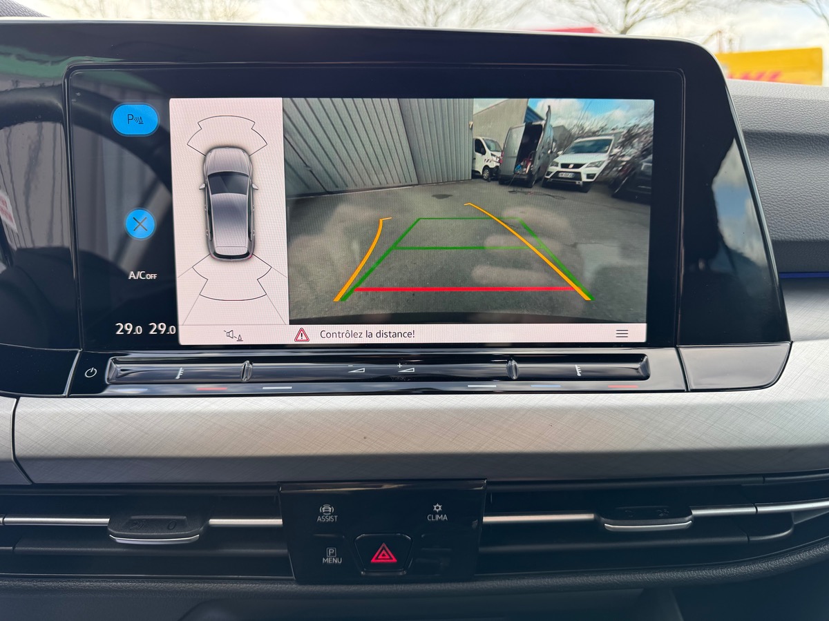 Volkswagen Golf 1.0 eTSI 110 DSG7 Life Business