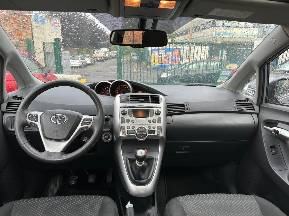 Toyota Verso 2.0 D-4D 126 CV édition 4XCARTE 