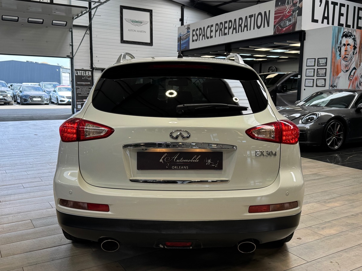 Infiniti EX30D GT PREMIUM V6 AWD AUTO-S7 238CV TO/ATTELAGE/CAM 360°/BOSE ENTRETIEN COMPLET A 