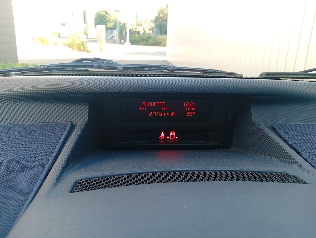 Peugeot 1007 1.4 16v Finition Sporty  "Révision et Distribution Neuves"