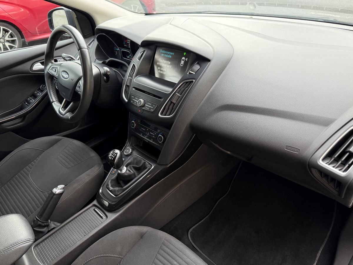 Ford Focus Titanium 1.6 TDCI 115 CV S&S 1er main en 4X CB