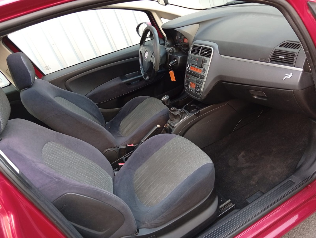 Fiat Punto Grande Punto 1.3 Multijet 16v 90ch Sport 3p