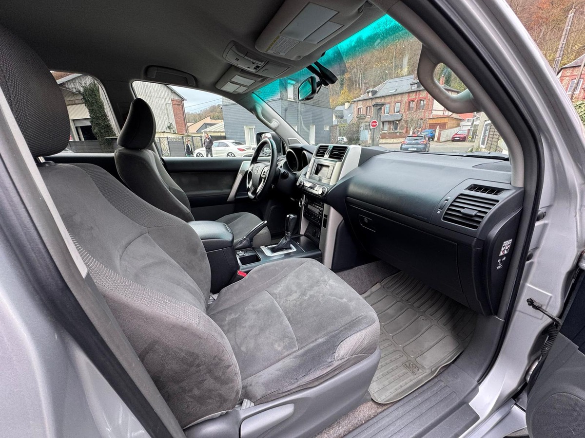 Toyota Land Cruiser 3.0 D-4D 190 cv (KDJ) 3 Portes - 60TH anniversaire
