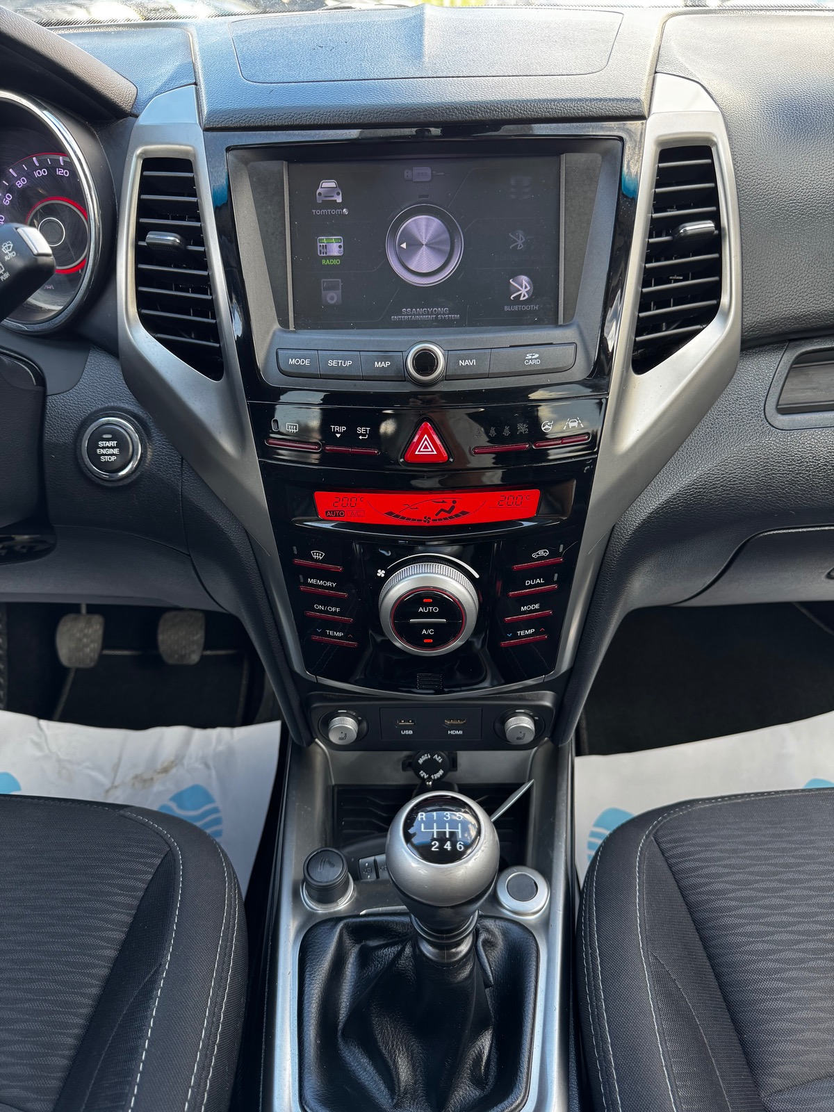 Ssangyong Tivoli 160 E-XDI 115 CV 2WD URBAN +   /  CAMÉRA  /  ACCES MAIN LIBRE  /  MOTEUR A CHAINE
