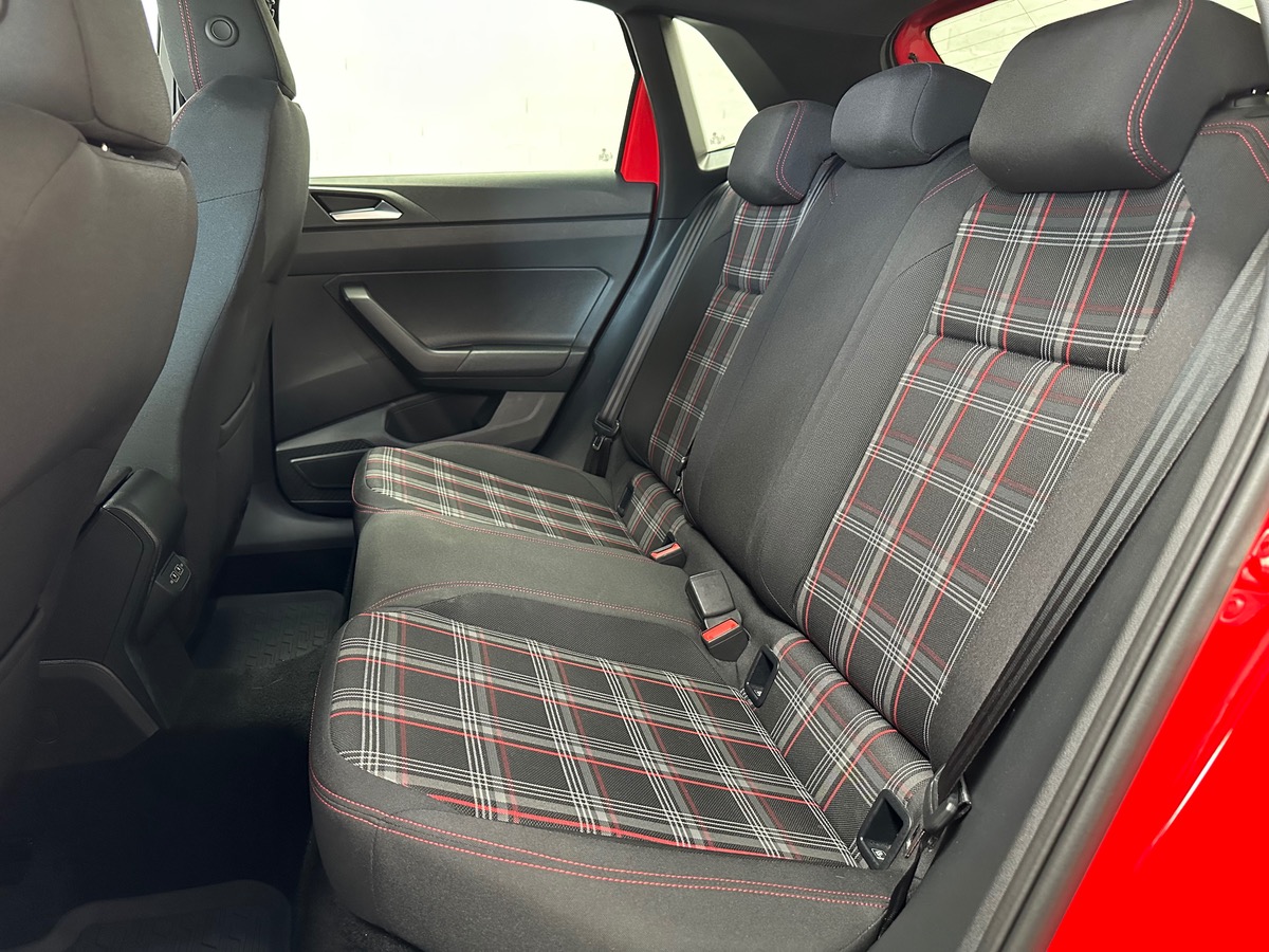 Volkswagen Polo VI GTI 2.0 TSI 200cv DSG6