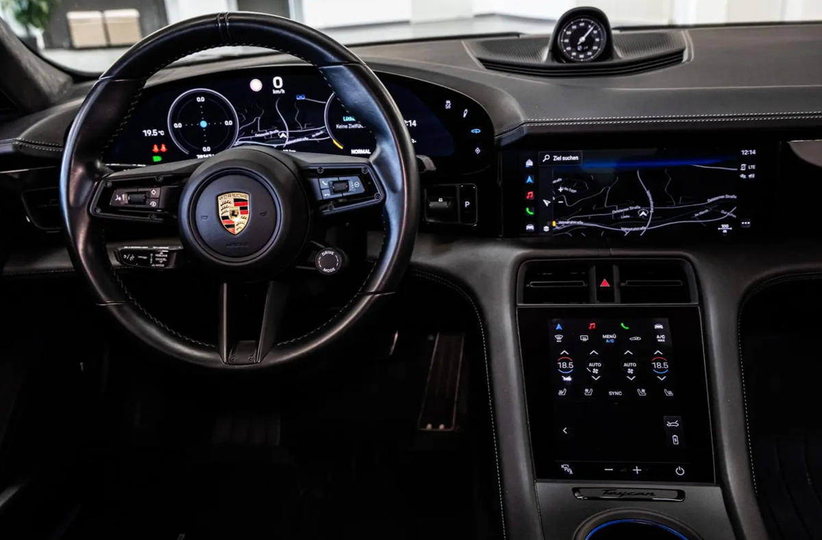 Porsche Taycan 680ch Turbo/Bose