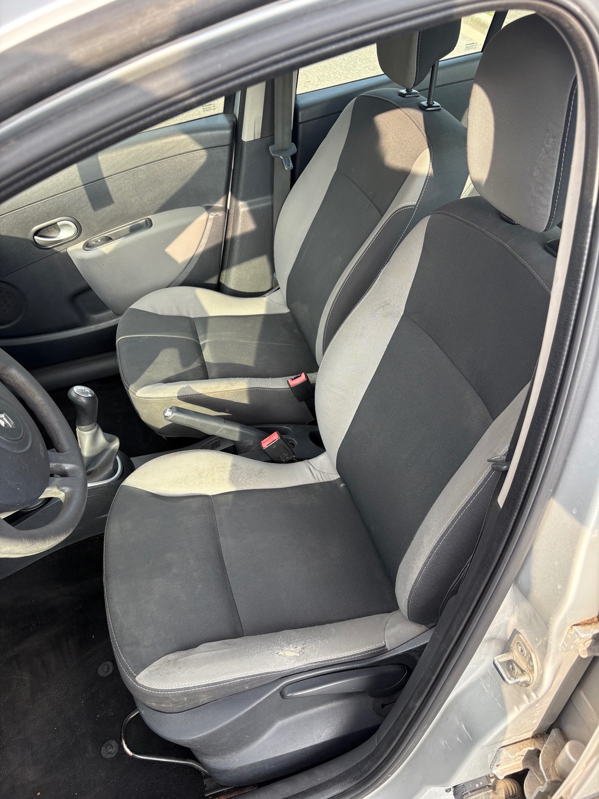 RENAULT Clio 3 phase 2 AUTHENTIQUE 1.2 16v
