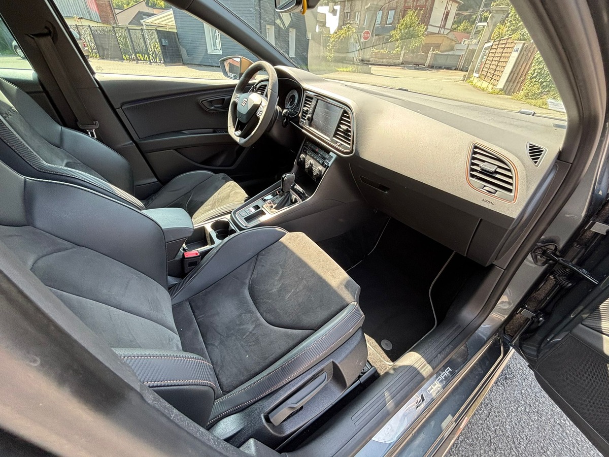 Seat CUPRA LEON R 2.0 TSI DSG6 - N°215/799 - Française