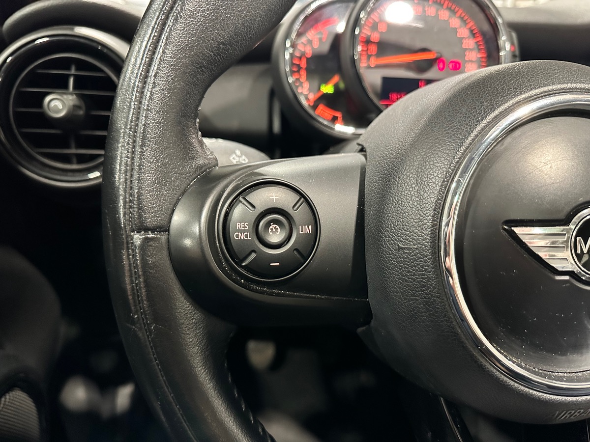 Mini Mini III (F55) One 1.2 102 Edition Shoreditch 5P b