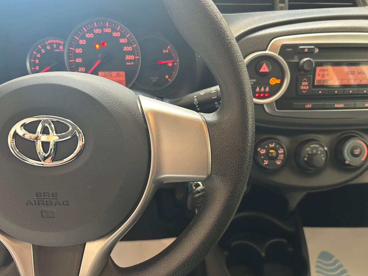 Toyota Yaris 1.0 VVTi 12V 69 cv - MOTEUR À CHAINE - VIDANGE ET CT OK - GARANTIE