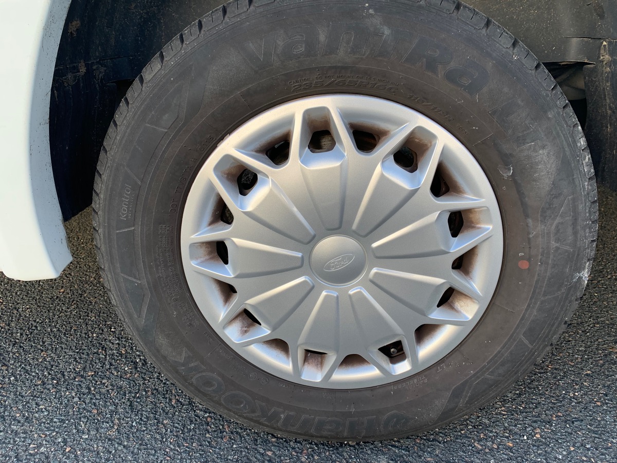 Ford Challenger 155 ch | 2,2 litres | GENESIS 288 EB Profilé | 3 Couchages | Caméra de recul