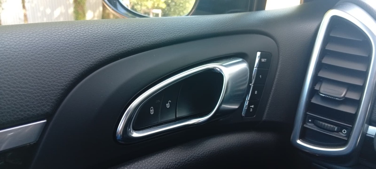Porsche Cayenne Partinium Edition 3.0 V6 TDI 245cv