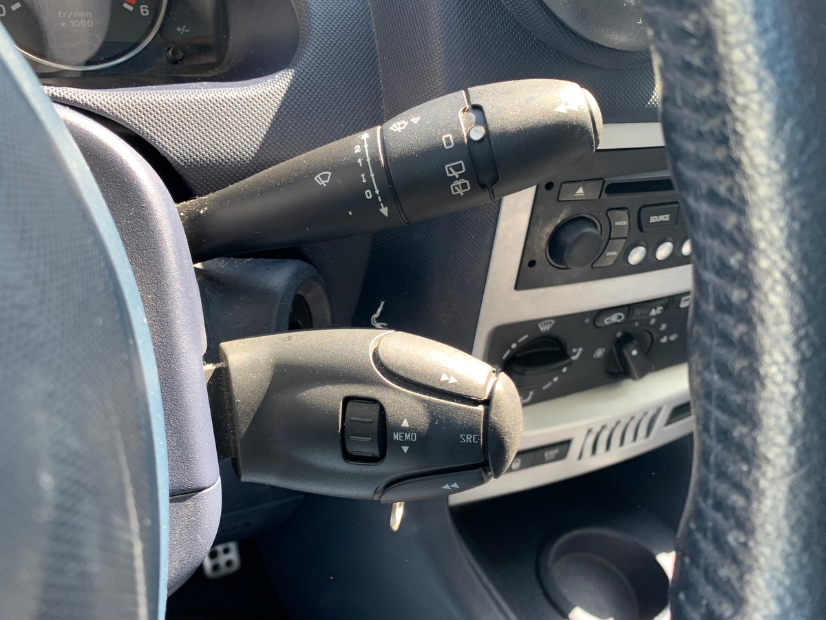 Peugeot 1007 68 chevaux | Climatisation | Régulateur de vitesse | Vitres électriques | Roue secours