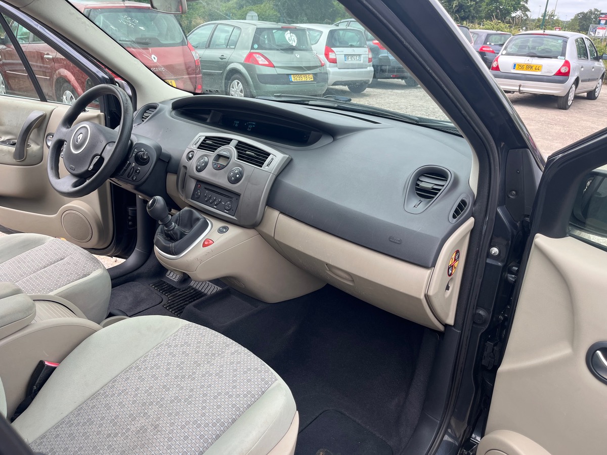 RENAULT Grand Scenic 1.5 dci 7 PLACES 