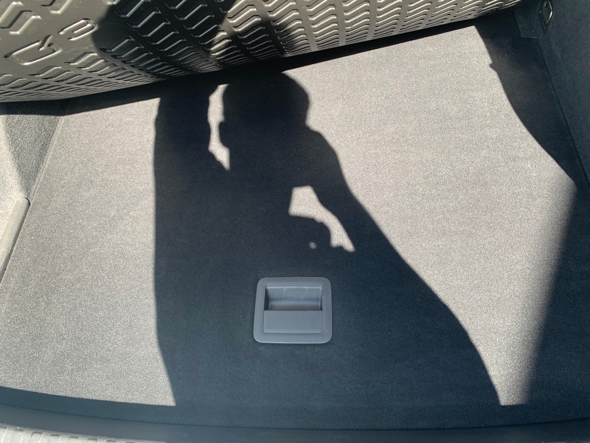 Audi Q3 Sportback 150 | Premiére MAIN | Design | Apple car play | Attelage amovible | Entretien AUDI
